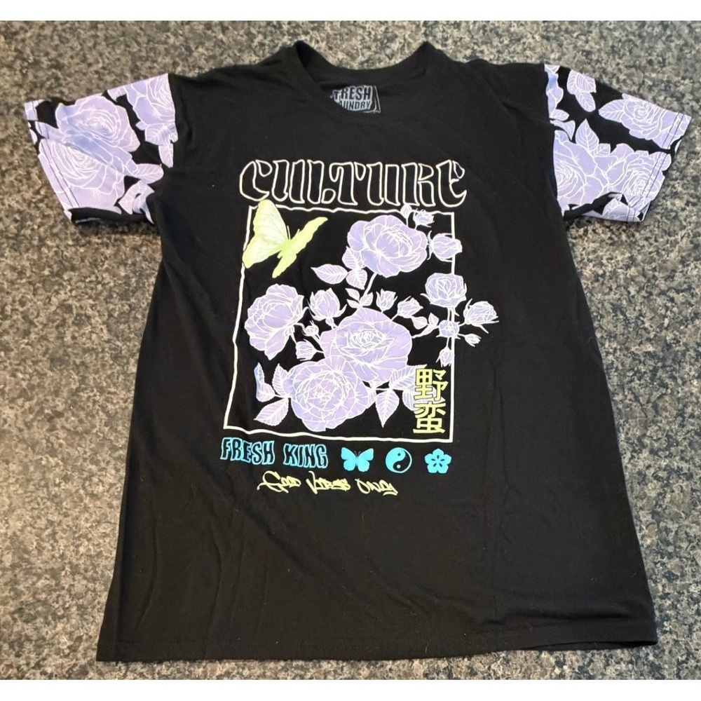 Fresh Laundry Mens Culture Graphic T-Shirt Black Floral Sleeves Roses Butterfly‎